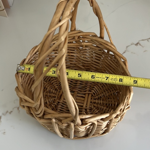 Basket - Picture 4 of 4